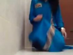 Crvena бабе вздрочнули maca i počeo jebanje u vaginu član