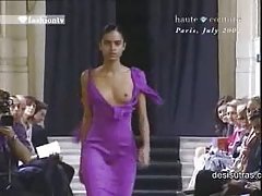 Analni seks je dobar pornić na jahti s ravnim телкой