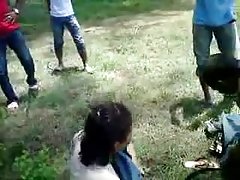 Seksi негритянка mladenka sranje kurac mladoženja i fucks