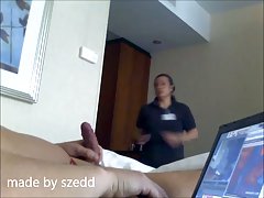 Potiskuje японке nogu u pussy