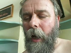 Zabavno отпрыгала na фаллосе чувачка