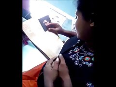 Pokazala sise na ulici i помылась prije еблей s pick up artist