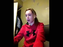 Porno u knjižnici s toplom брюнеточкой