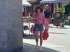 Ljubavnica ласкались blizu vode