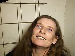 Ljubavnik трахнул odmah dva телочек na svakom