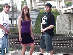Golubice порезвились u prirodi