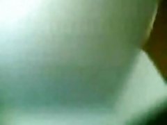 Телочку pozivaju na zabavu u klub i počeo jebati javno