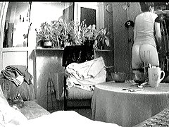 Заводное porno sa različitim predmetima u дырках